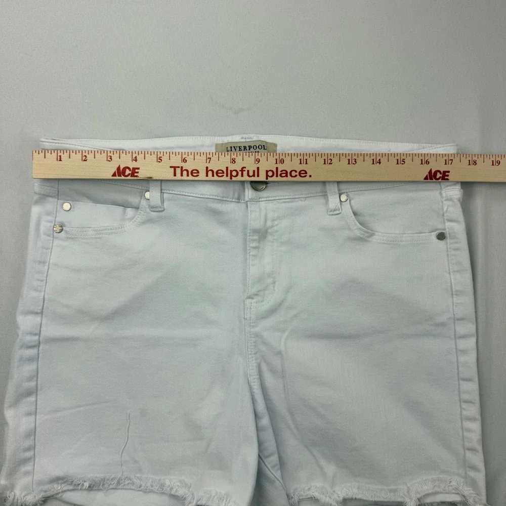 Liverpool Denim Shorts Women 14 Bright White Frayed Hem Stretch Five Pocket